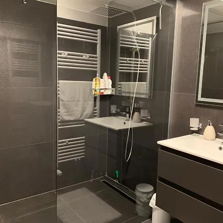 Habitación en casa particular Günstiges *